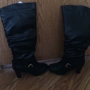 Heeled boots